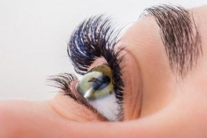 Wimpernverlängerung professionell